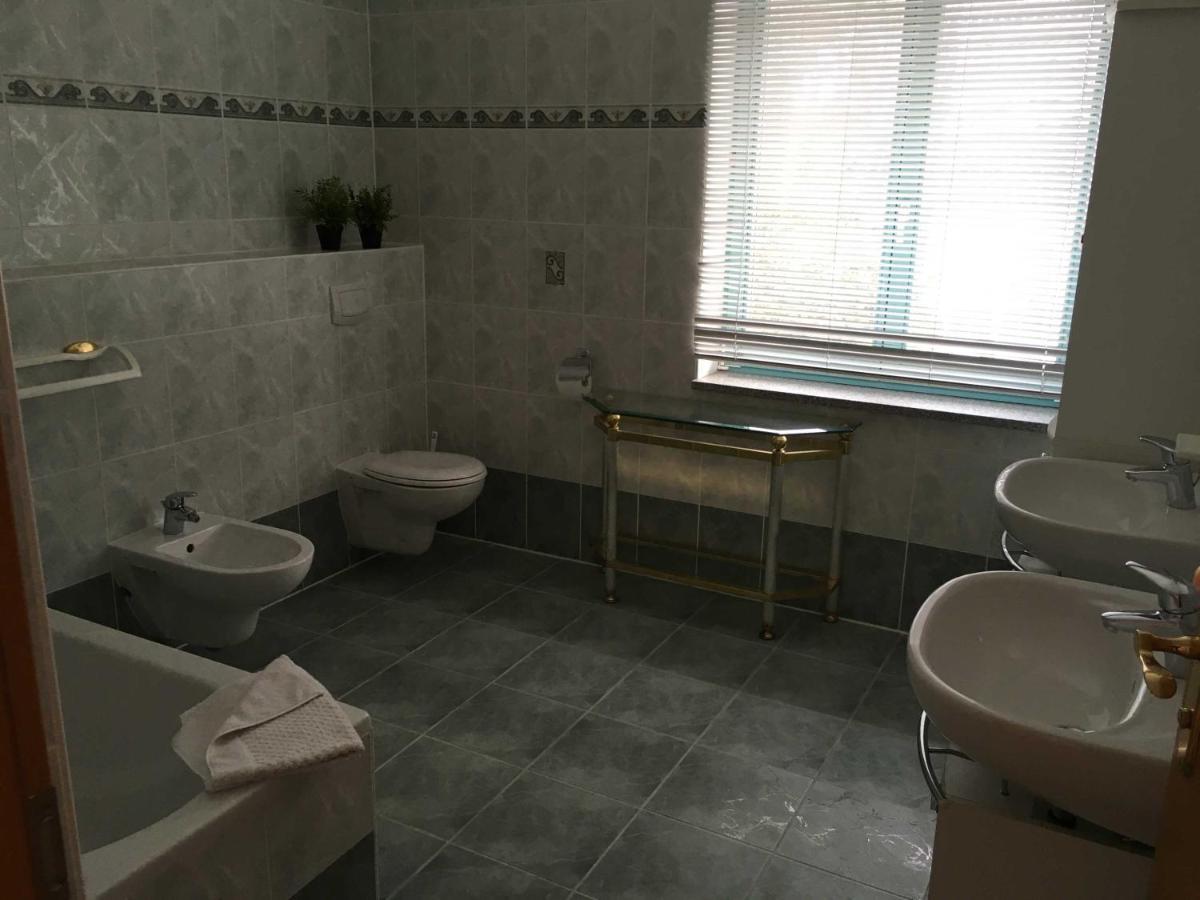 Ferienhaus, Doppelhaushaelfte In Seebad Ahlbeck 제바트헤링스도르프 외부 사진